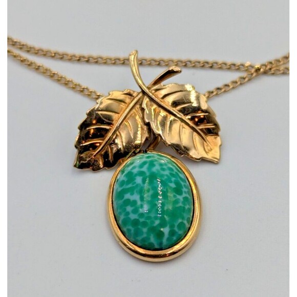 Vintage Amco 12K Yellow Gold Filled Green Pekin Glass Set Necklace Earrings - Picture 9 of 16